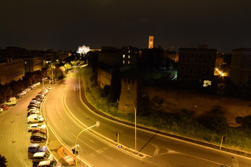 ホテルTerrazza Sotto Le Stelle ローマ 部屋 写真